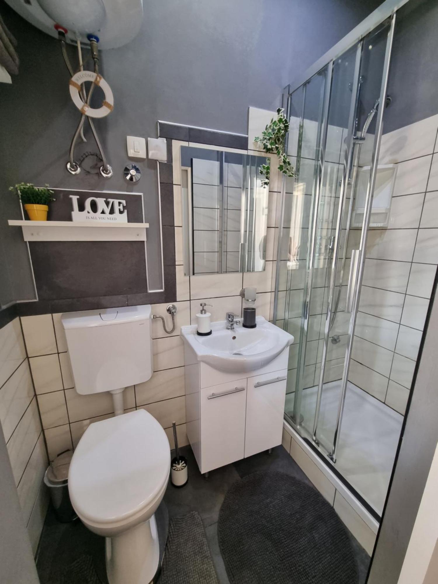 Subcastrum Apartments 普拉 外观 照片
